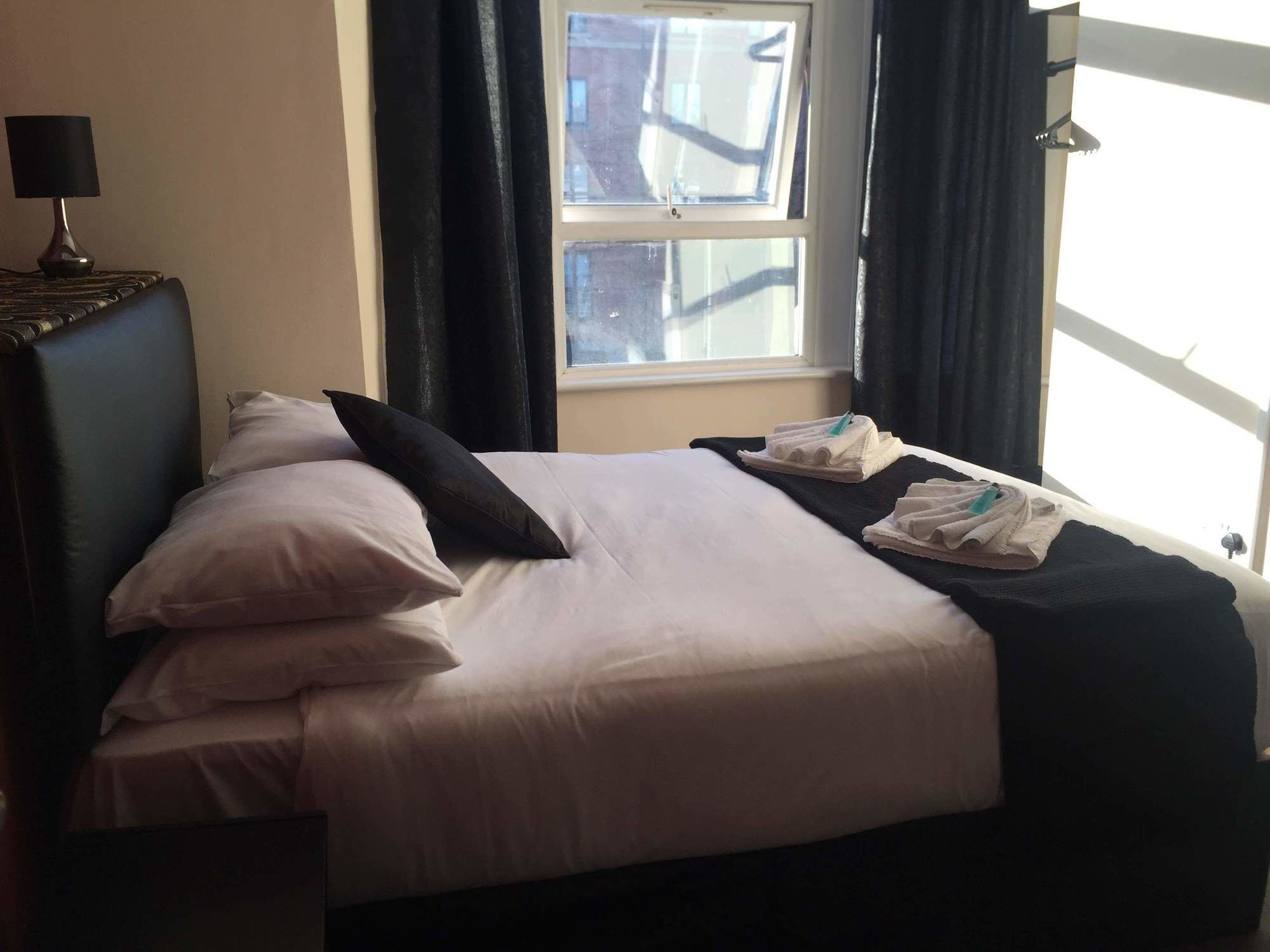 לונדון Stratford Hotel מראה חיצוני תמונה